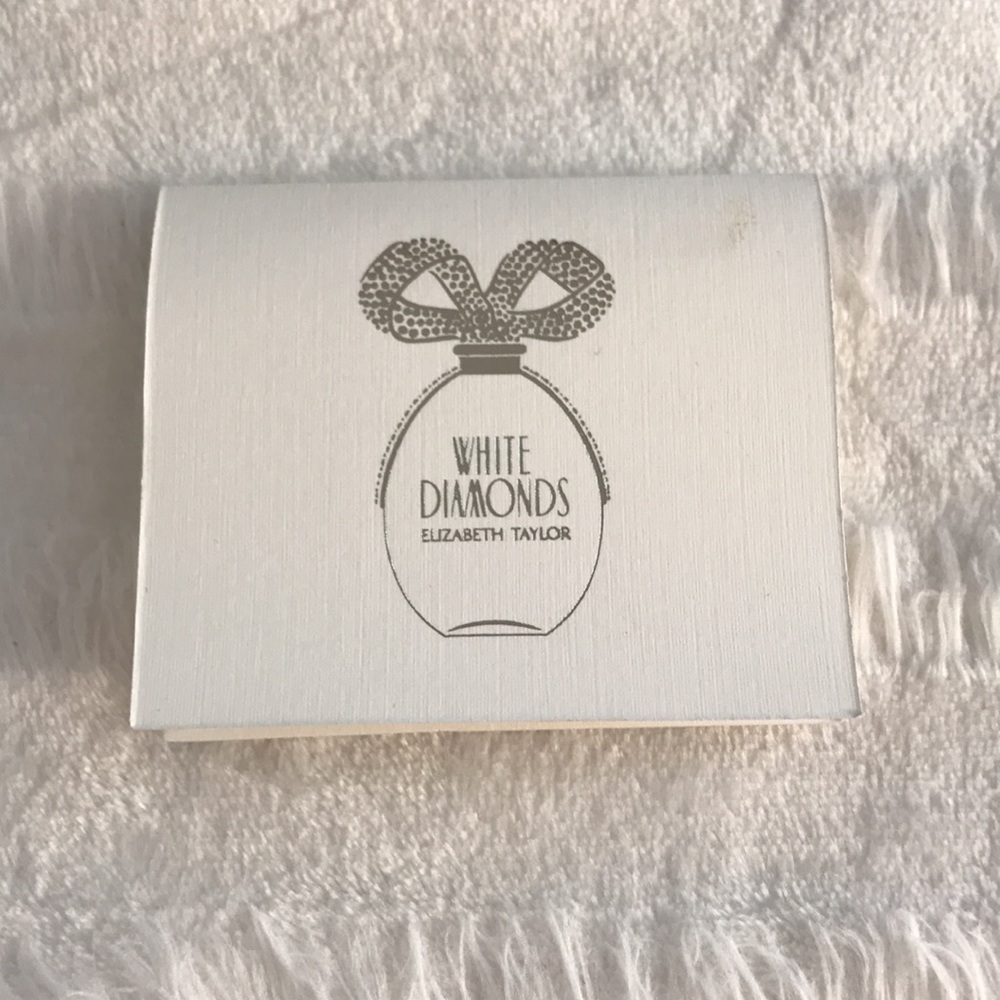 ❗️LAST CHANCE- Vintage ELIZABETH TAYLOR White Diamonds Watch & Earrings Gift Set - Picture 8 of 11